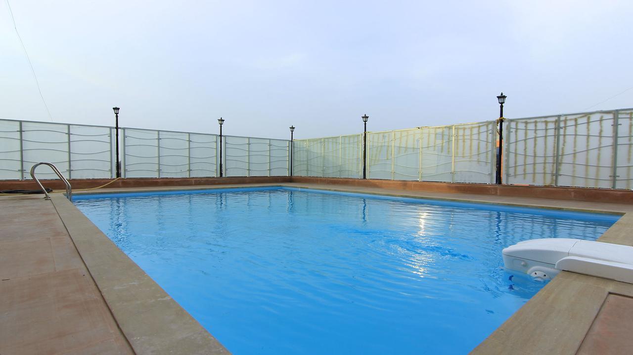 Hotel Sai Dharam Palace Shirdi Esterno foto